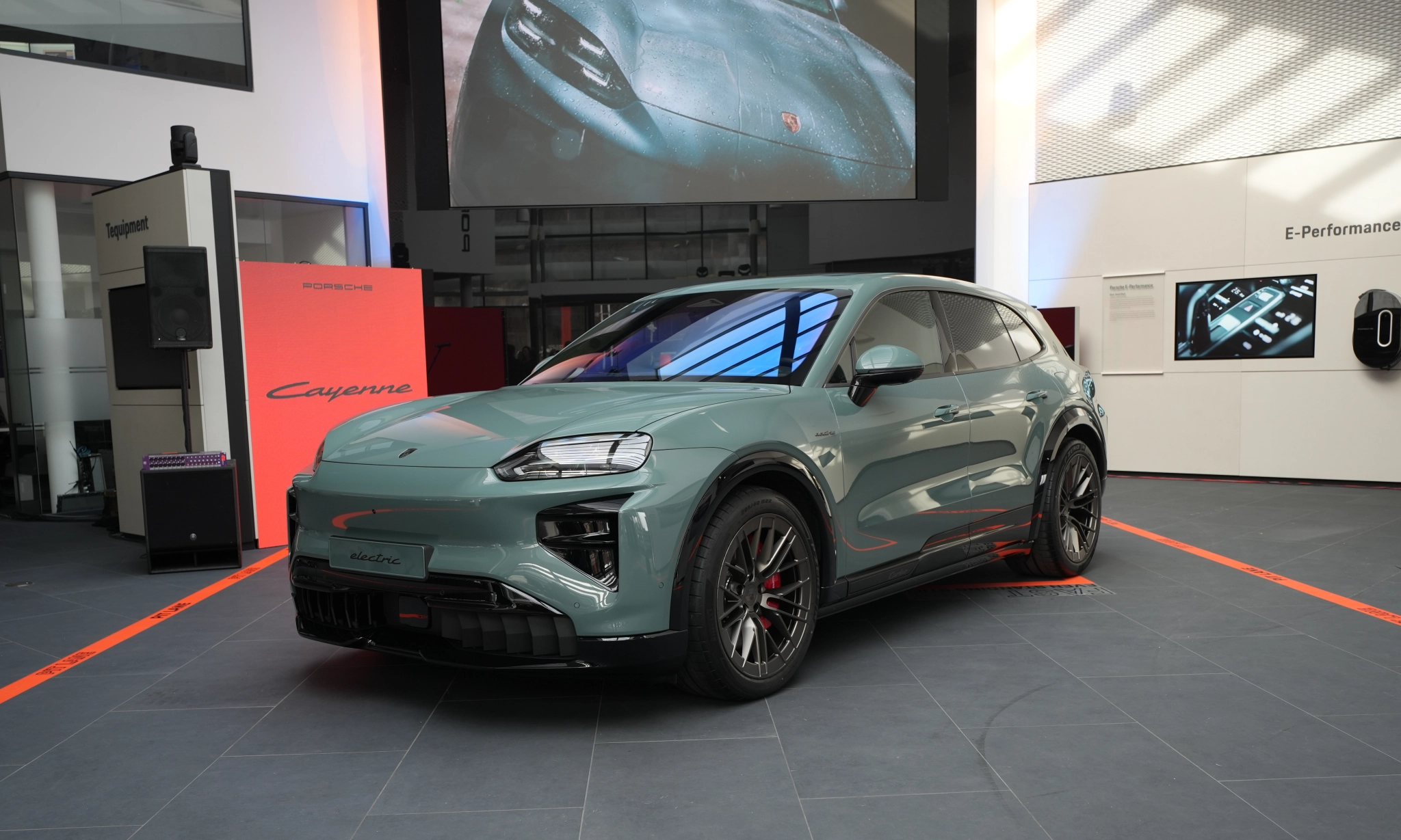 Novi Porsche Cayenne Electric sa 1.156 KS stigao u BiH