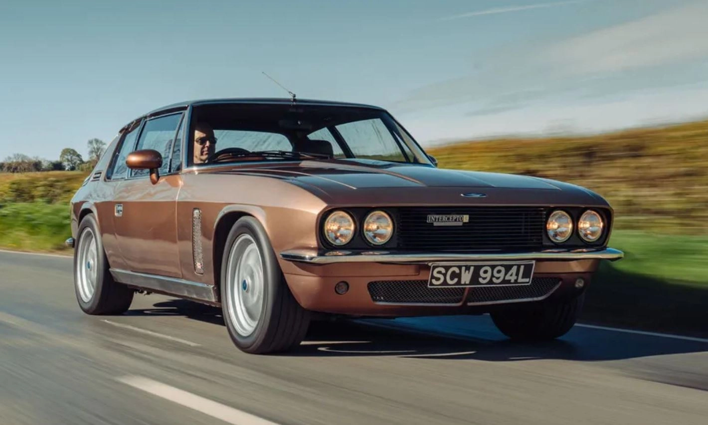 Britanska elegancija s američkim V8 srcem