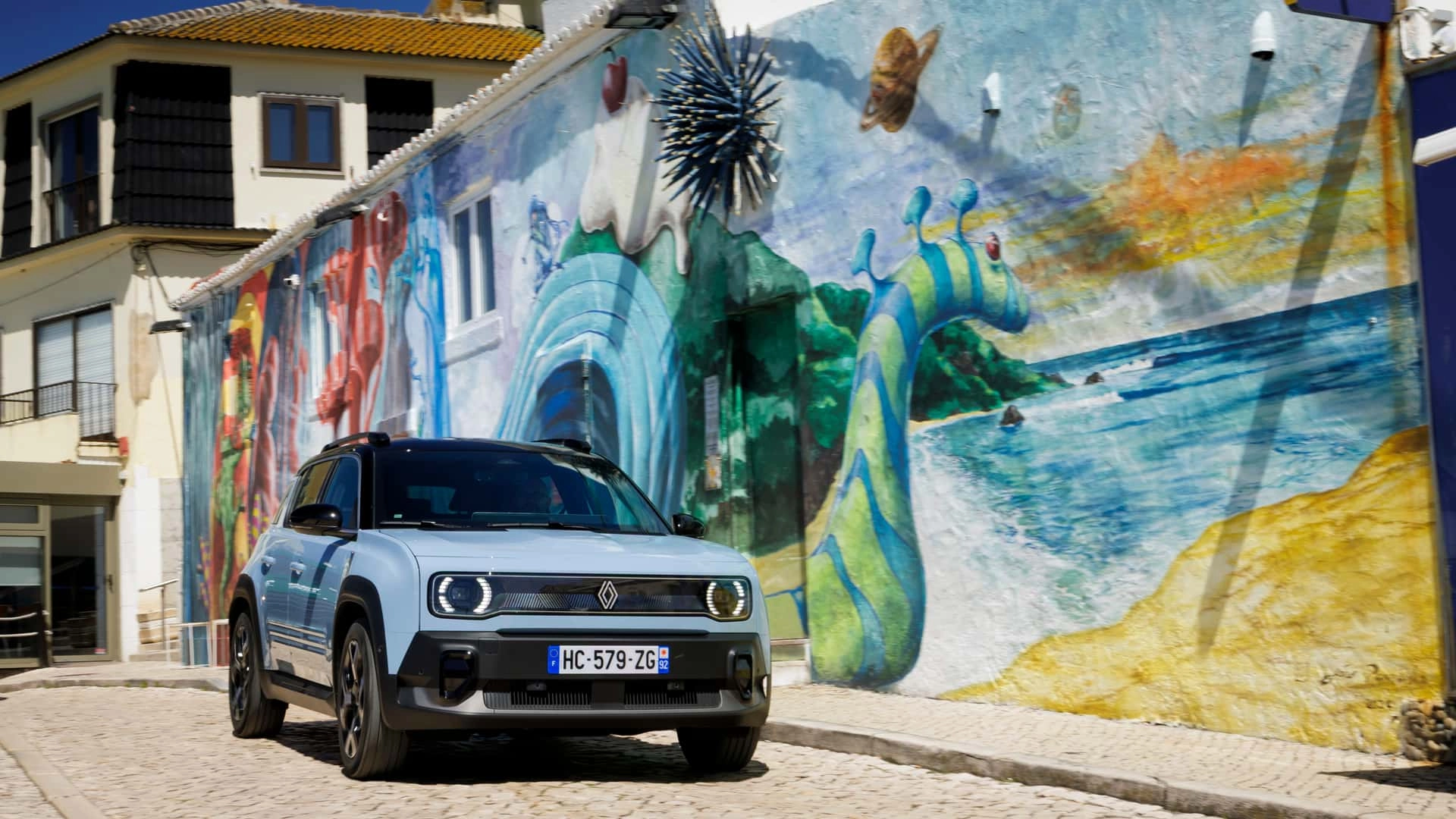 Renault 4 2025 prova su strada