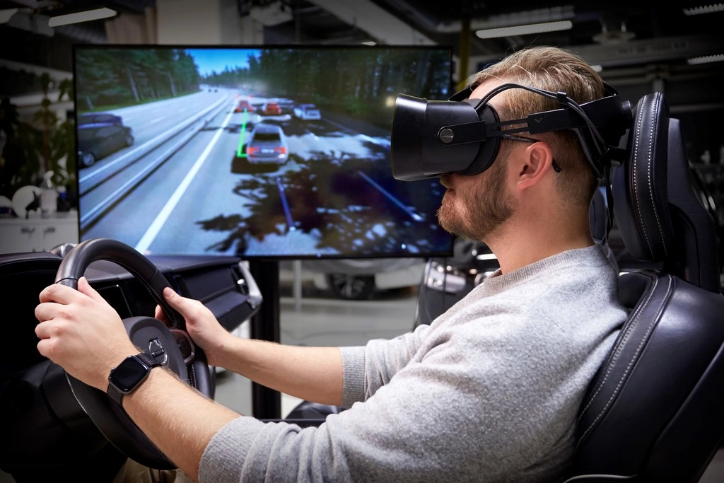 275033 Volvo Cars Ultimate Driving Simulator Uses Latest Gaming Technology To