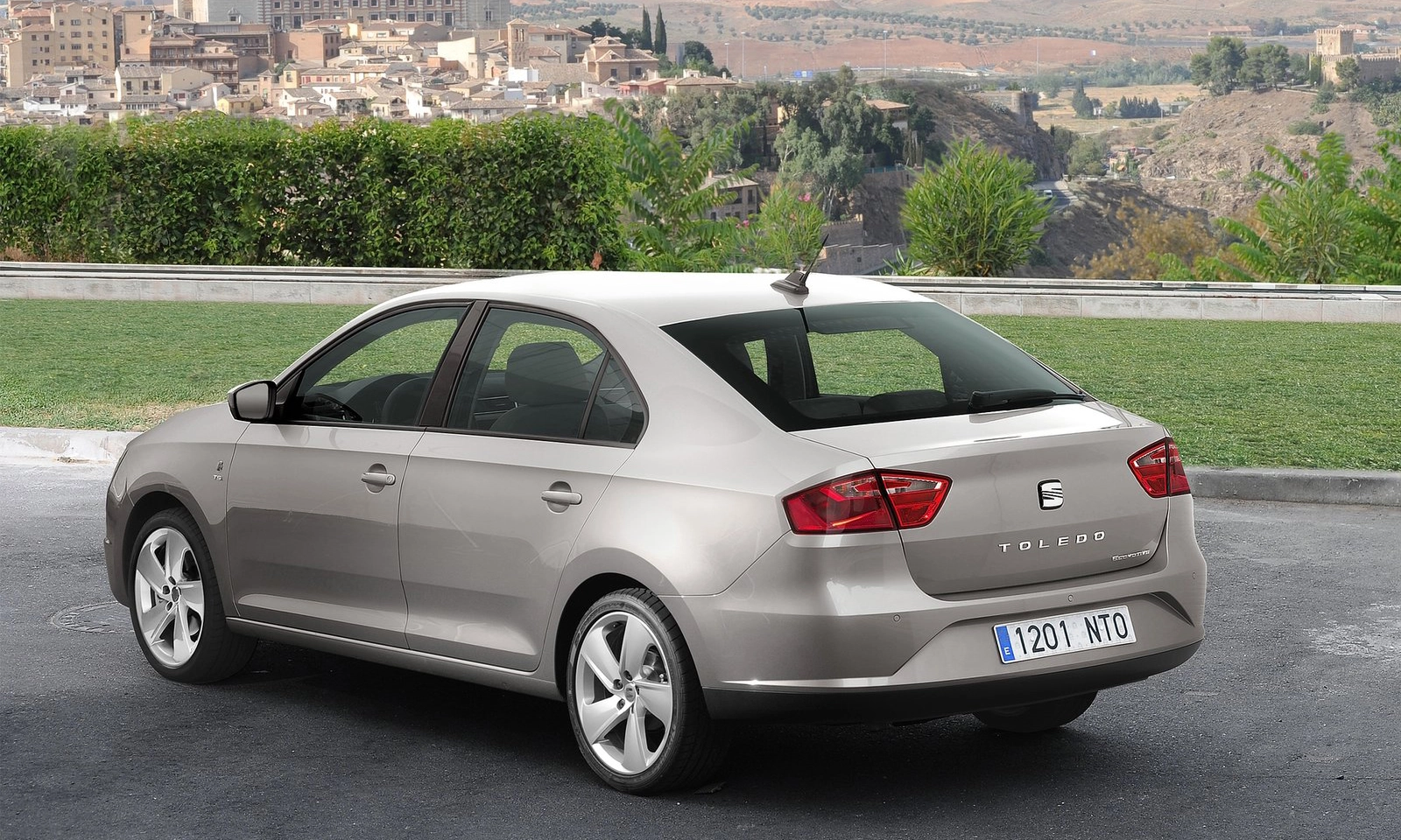 Seat Toledo 2013 1600 14