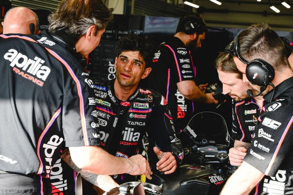 Jorge martin aprilia racing te 2