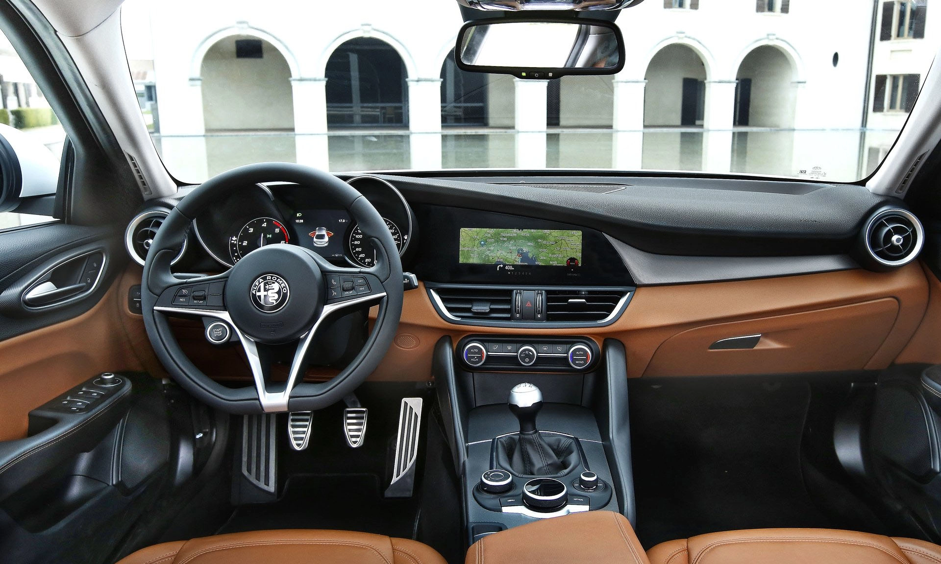 Alfa Romeo Giulia 2016 Interior.6e3df496