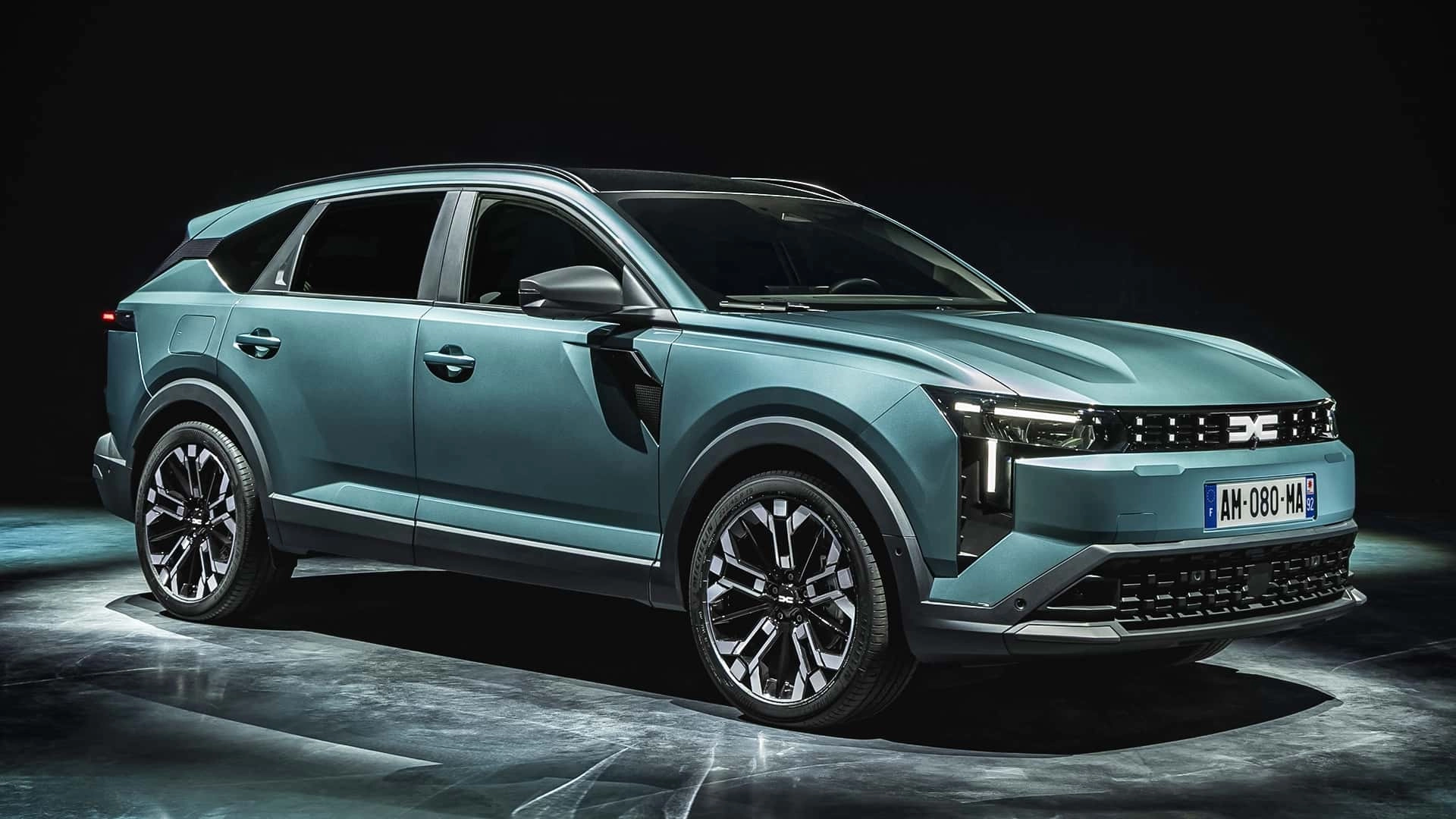 Dacia striker joruney hybrid 155 2026
